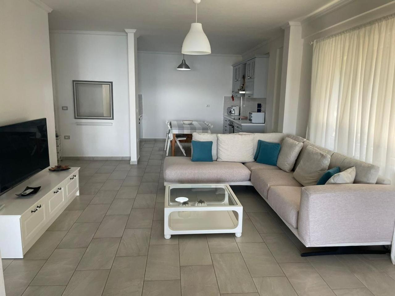 Aneta'S Beach House Vlore Exterior photo